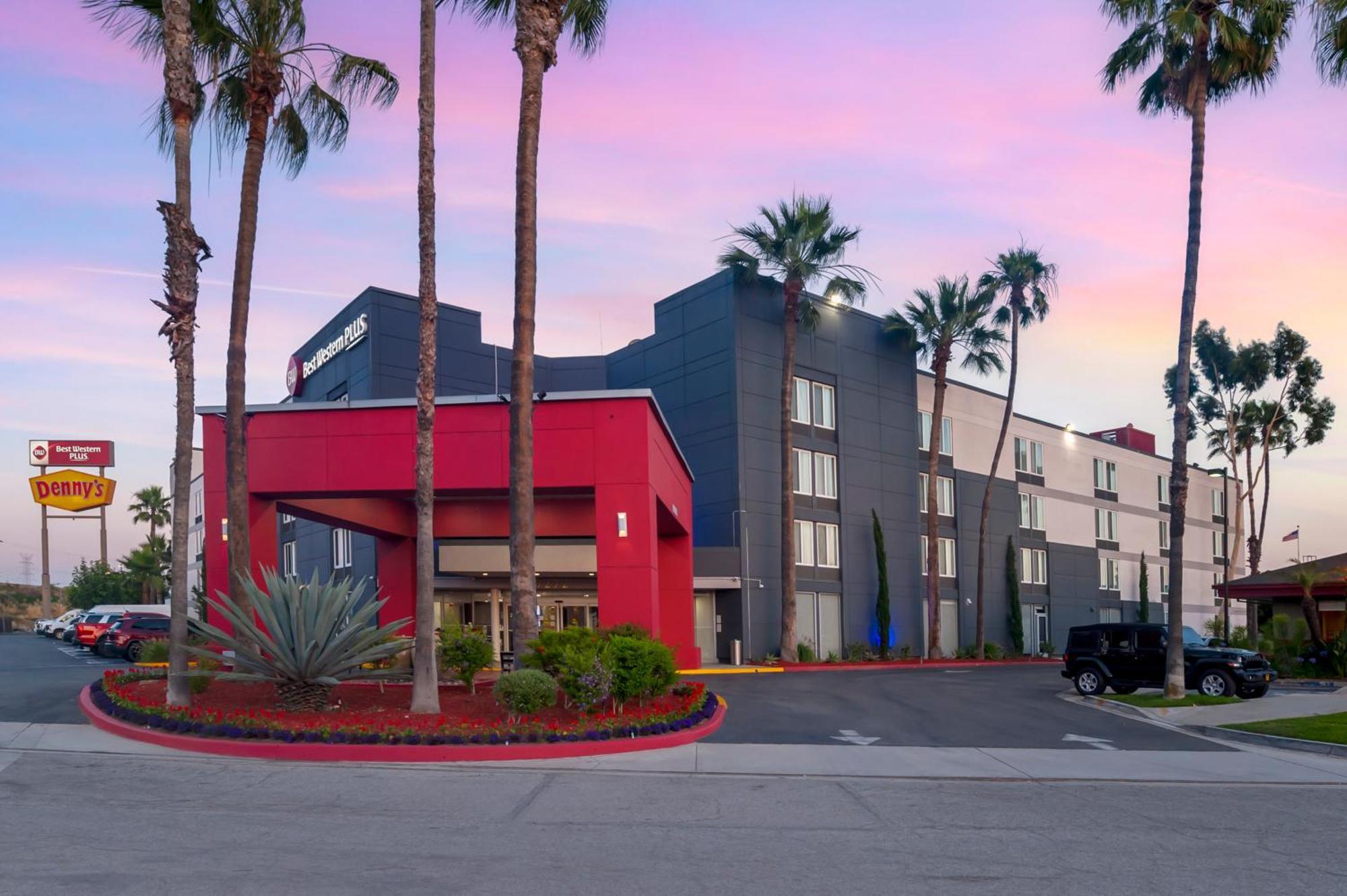 Best Western Plus Commerce Hotel Los Angeles Esterno foto